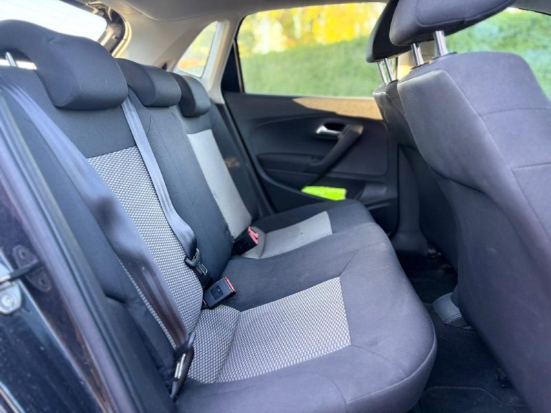 ✅ Très Belle VOLKSWAGEN POLO 1.4 TEAM // Distribution à jour // Carnet d’entretien disponible