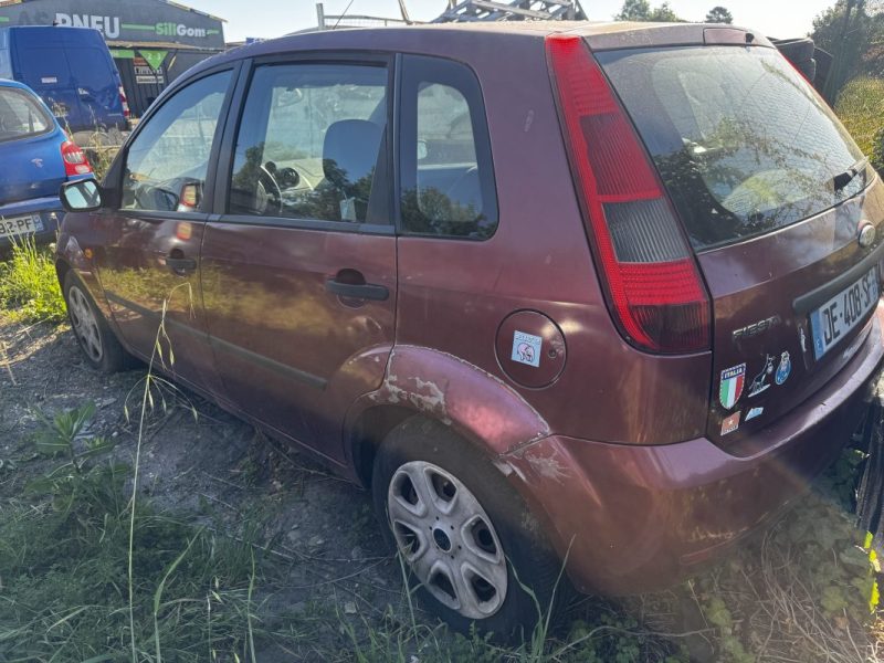 FORD FIESTA V 1.4 TDCI 2002
