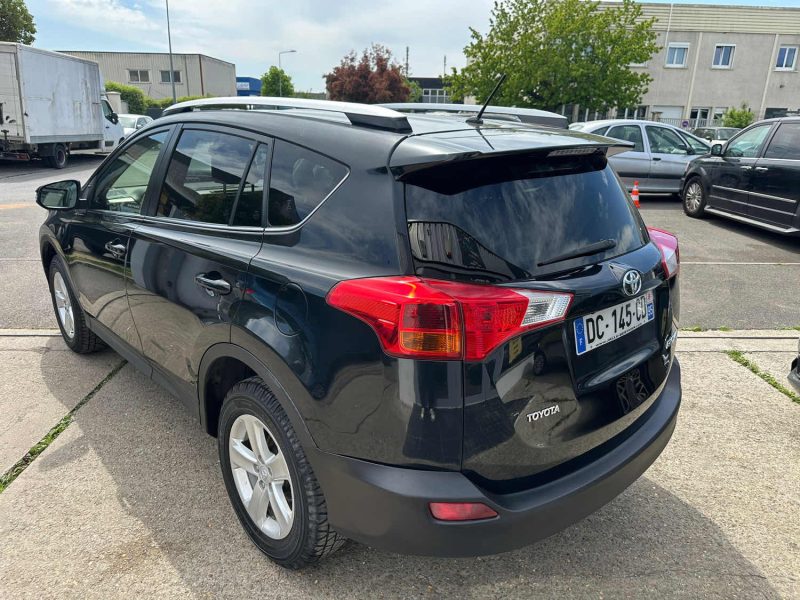 TOYOTA RAV4 124 D-4D LOUNGE 2WD 2014