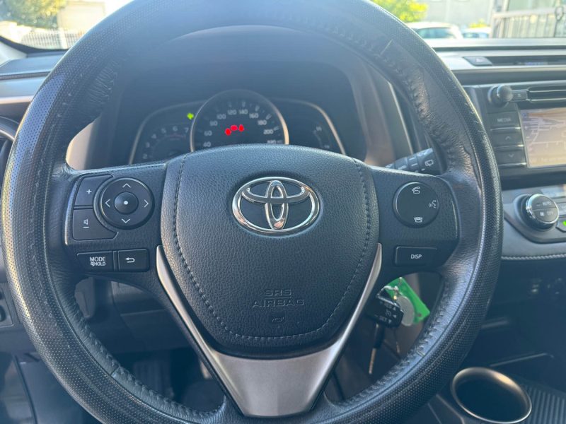 TOYOTA RAV4 124 D-4D LOUNGE 2WD 2014