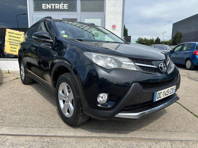 TOYOTA RAV4 124 D-4D LOUNGE 2WD 2014