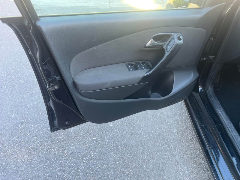 VOLKSWAGEN POLO 1.6 TDI 90CH