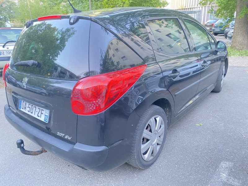 PEUGEOT 207 1.6 HDI 92CV PREMIUM 2010