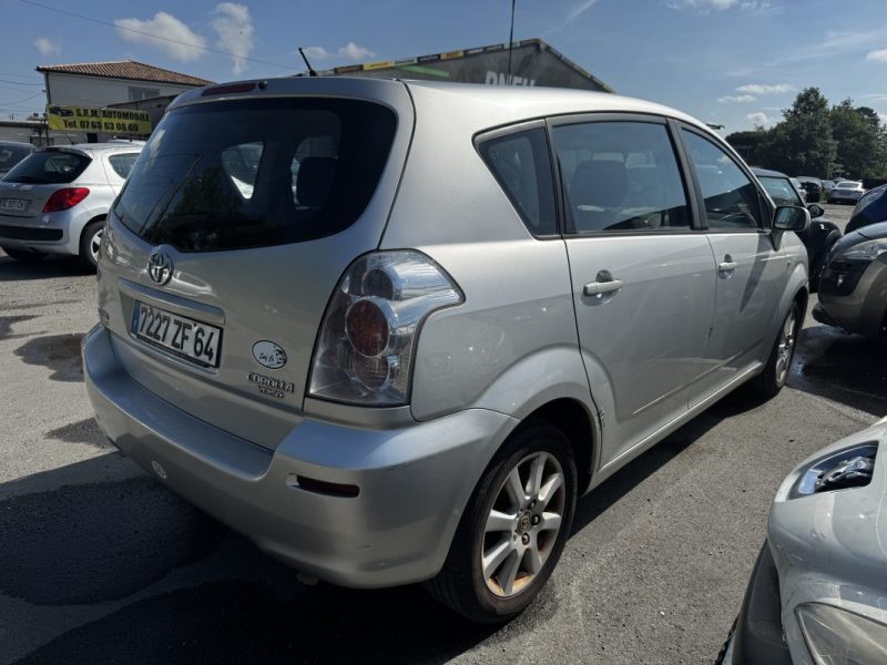 TOYOTA COROLLA-V 110 VVTI LINEA SOL 2006