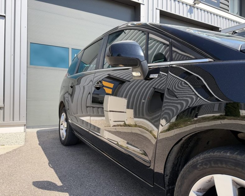 PEUGEOT 5008 1.6 BlueHDi 120ch Style 7 places - Peinture NEUVE - DISTRIBUTION ET ENTRETIEN COMPLET