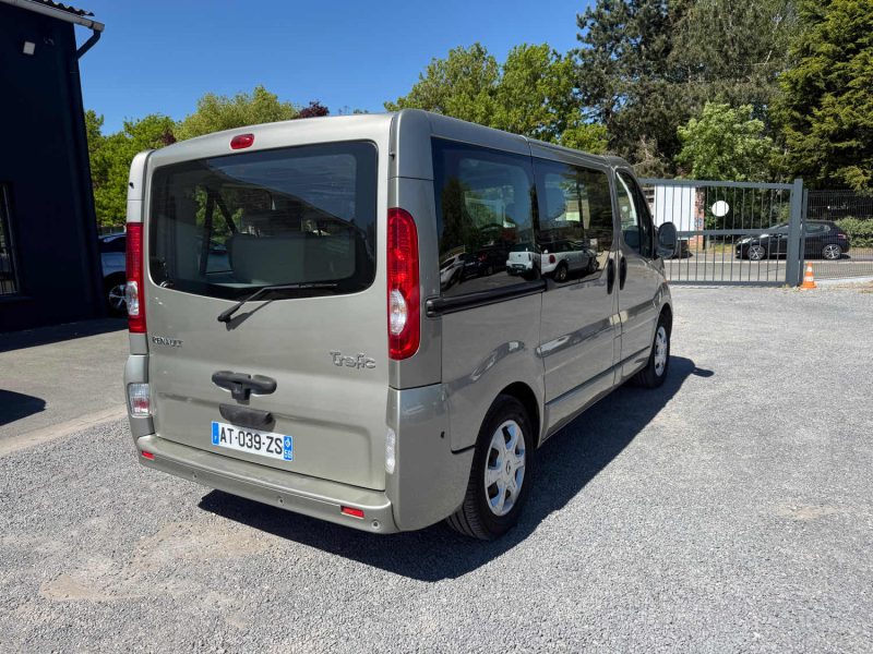 RENAULT TRAFIC GENERATION L1H1 2.5DCI 150 EXPRESSION 2010