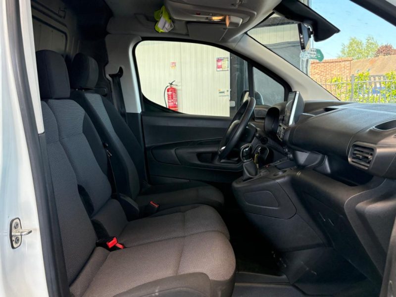 🔹 CITROEN BERLINGO III 1.5 BLUEHDI 102 CH ⭐TVA Récupérable📸 Caméra de recul 360°📱 Apple CarPlay