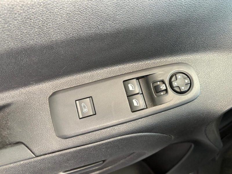🔹 CITROEN BERLINGO III 1.5 BLUEHDI 102 CH ⭐TVA Récupérable📸 Caméra de recul 360°📱 Apple CarPlay