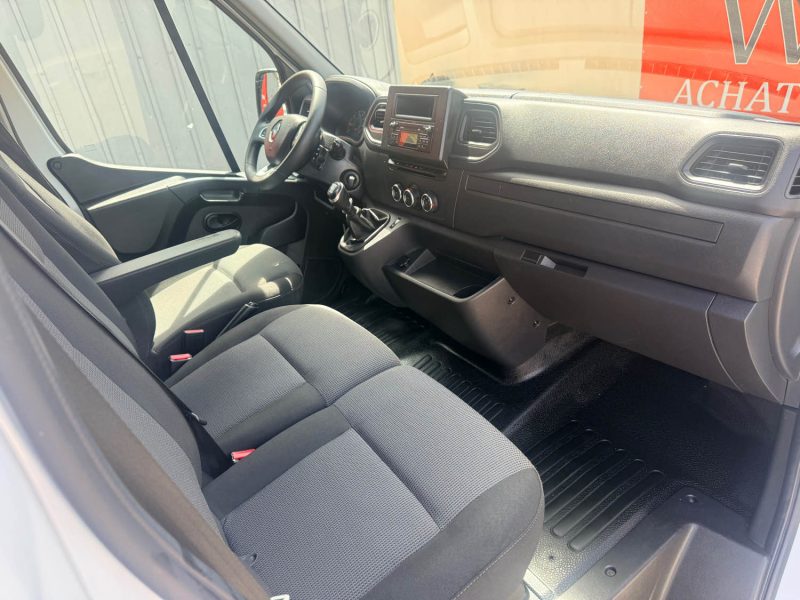 RENAULT MASTERIII F3300 L2H2 2.3 DCI 135CH CONFORT EURO6 2020