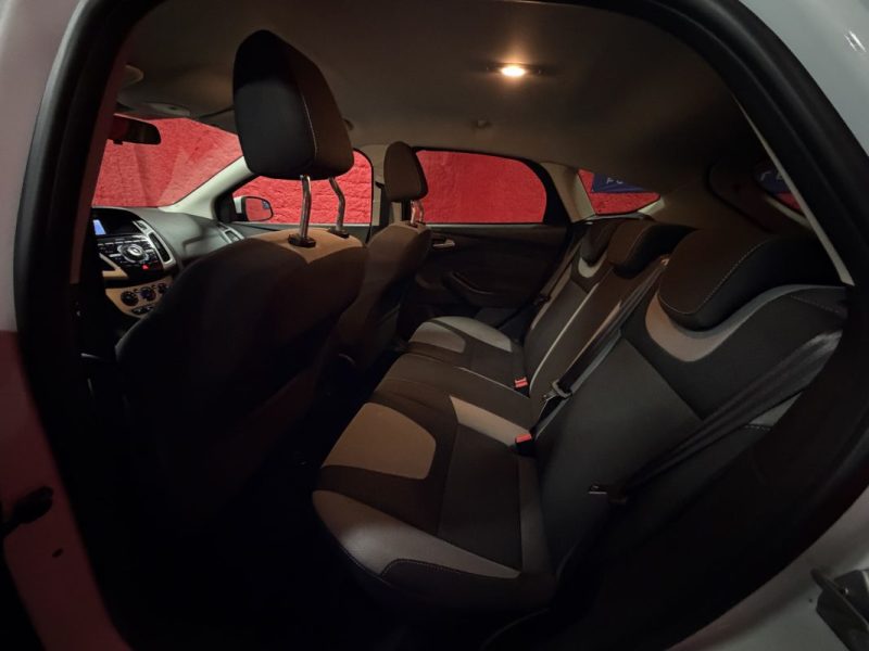 🟢 Ford Focus S 1.6 Ecoboost 150 cv 2013 Sièges Chauffants