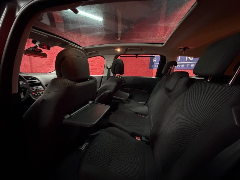 🟢 Peugeot 5008 7 places 2013 Gps Bluetooth Toit panoramique Régulateur