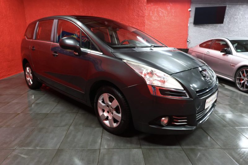 🟢 Peugeot 5008 7 places 2013 Gps Bluetooth Toit panoramique Régulateur