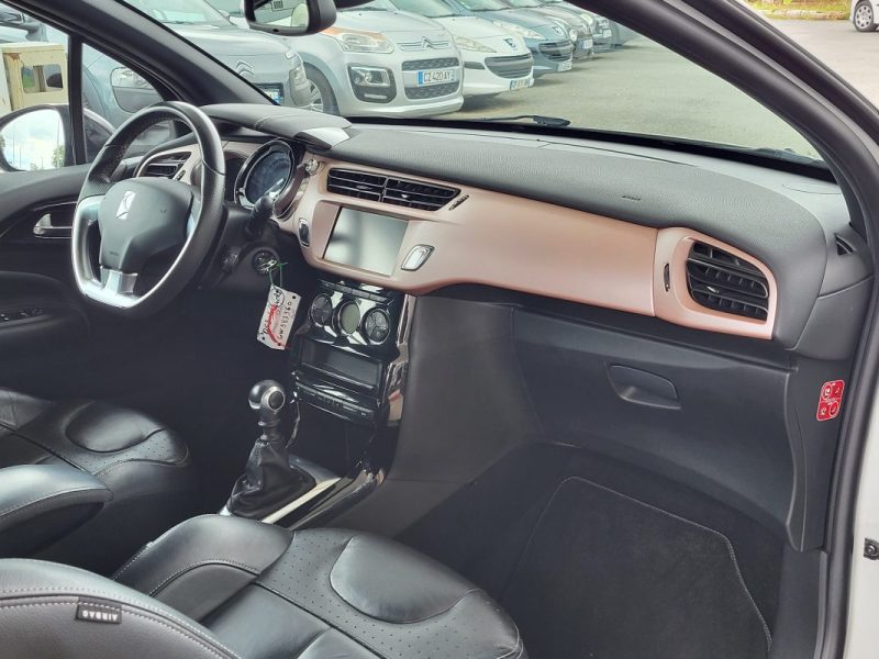 DS DS3 PURETECH 130CH SPORT CHIC S&S 2016