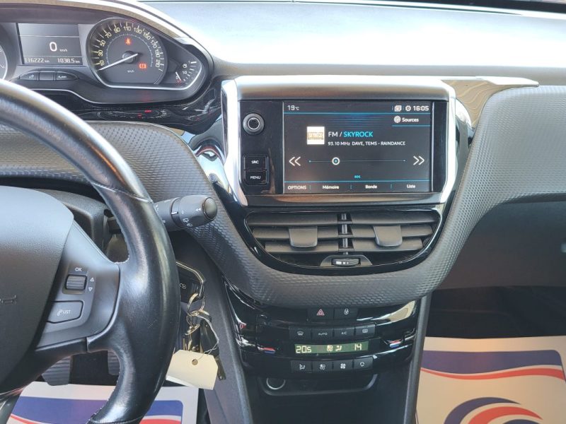 PEUGEOT 208 1.2 PURETECH 110CH ALLURE S&S 5P 2018