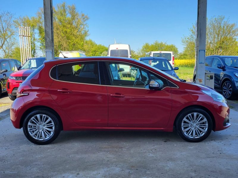 PEUGEOT 208 1.2 PURETECH 110CH ALLURE S&S 5P 2018