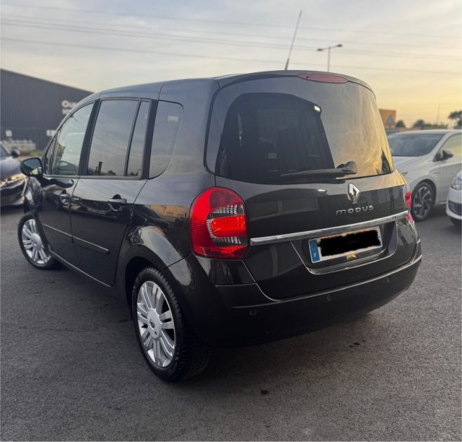 RENAULT MODUS GRAND 1.5 DCI 105 INITIALE 2009