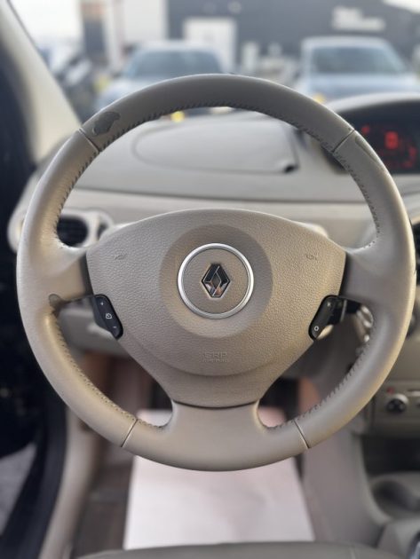 RENAULT MODUS GRAND 1.5 DCI 105 INITIALE 2009