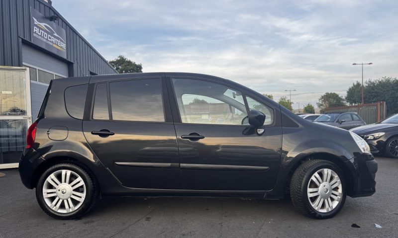 RENAULT MODUS GRAND 1.5 DCI 105 INITIALE 2009