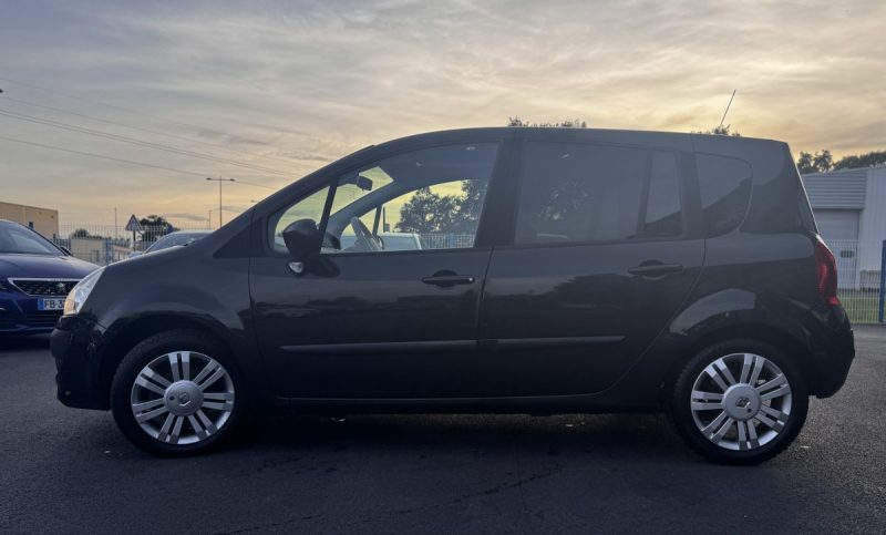 RENAULT MODUS GRAND 1.5 DCI 105 INITIALE 2009