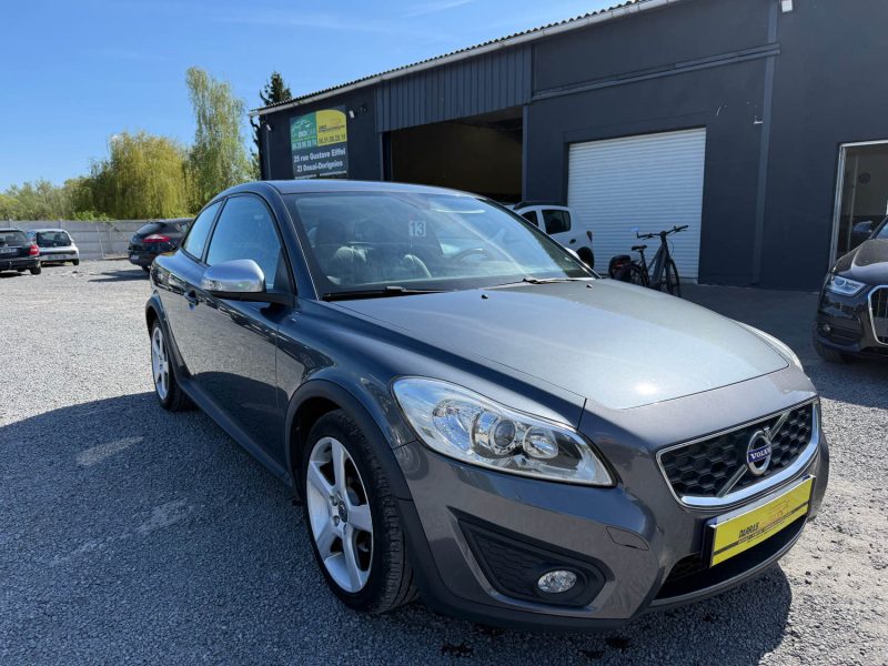 VOLVO VOLVO C30  2011 1L6 HDI 110 CHX R-DESIGN