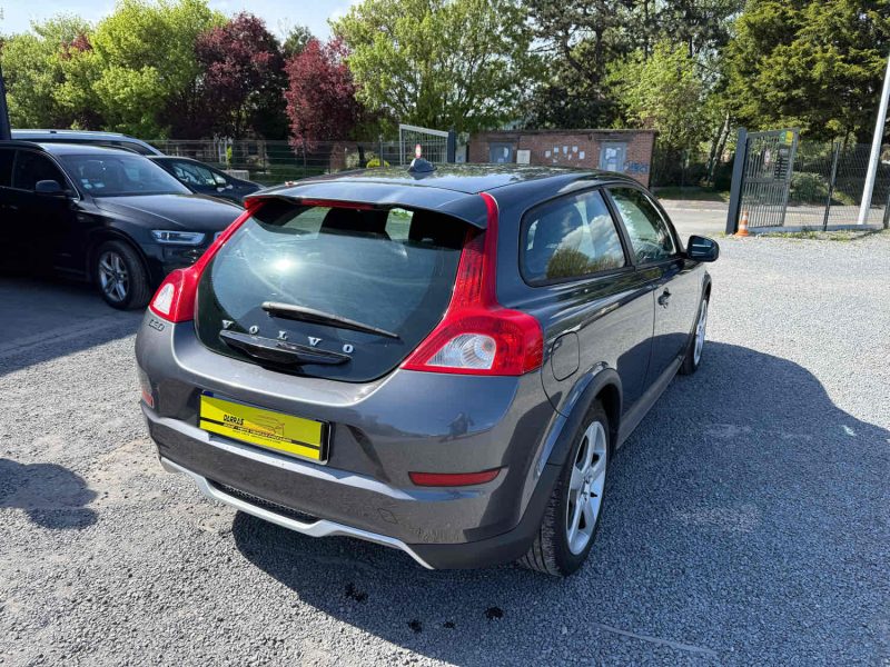 VOLVO VOLVO C30  2011 1L6 HDI 110 CHX R-DESIGN