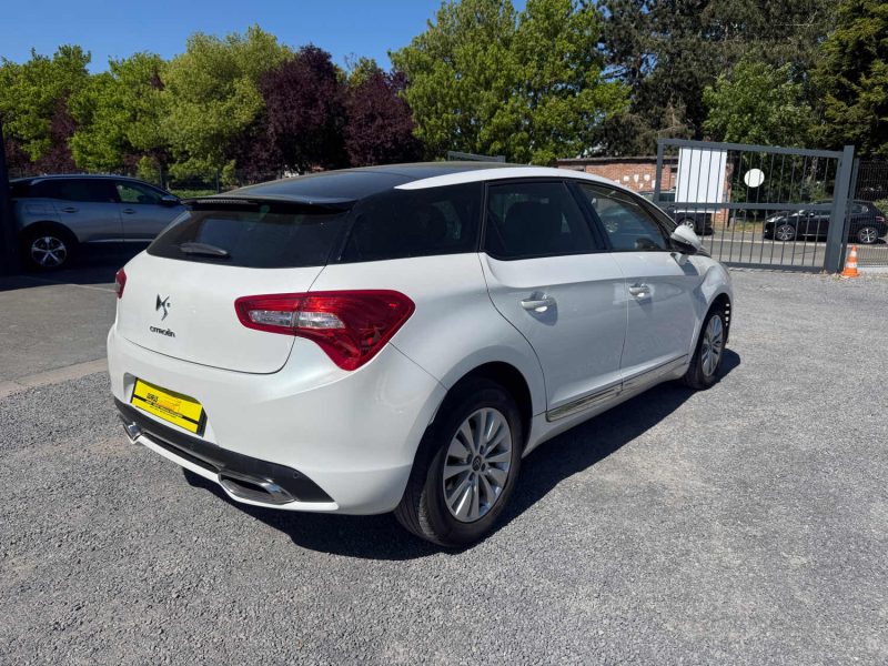 CITROEN DS5  1L6 HDI 115 CHX EDITION CHIC