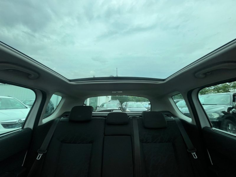 Peugeot 3008 1.6 HDI 115 Ch Feline Garantie