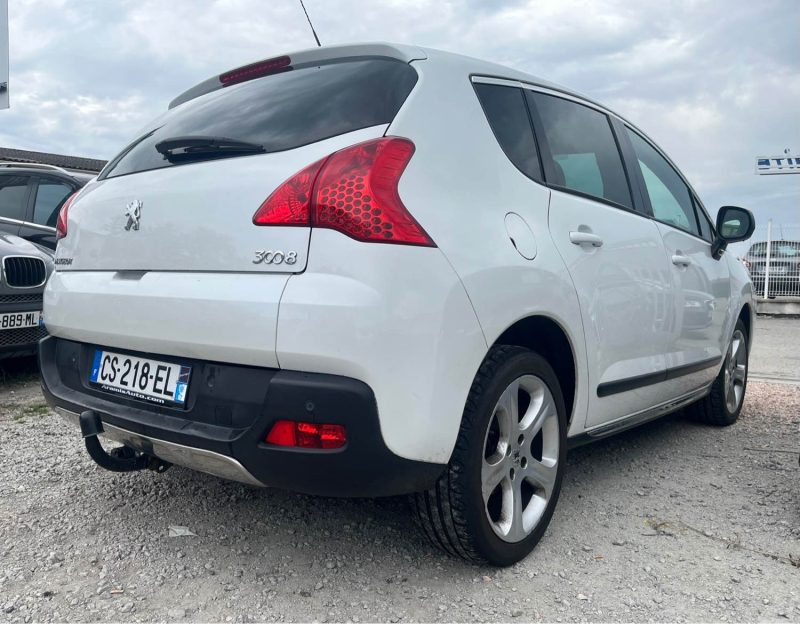 Peugeot 3008 1.6 HDI 115 Ch Feline Garantie