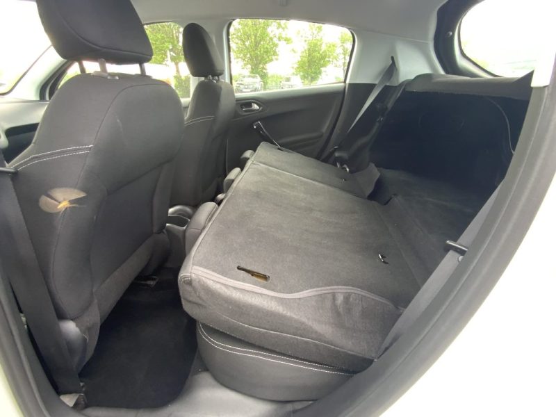 PEUGEOT 208 1.5 BLUEHDI 100 CV ACTIVE  2020 * RADAR DE RECUL + GARANTIE 1 AN