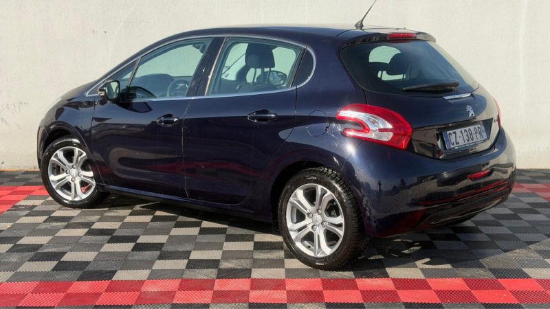 PEUGEOT 208 1.2 VTI ALLURE 5P 2013