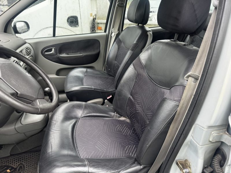RENAULT SCENIC RXE 1.9DTI 2002
