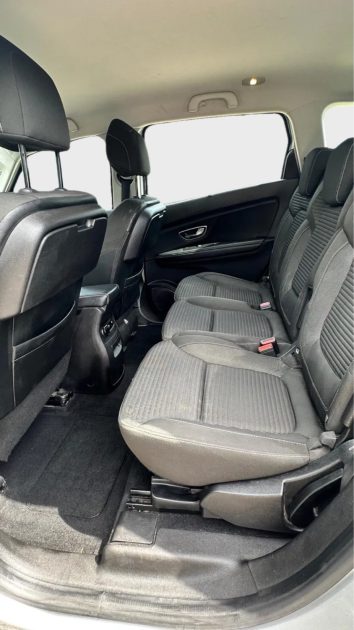 RENAULT SCENIC 1.5 DCI 110CH ENERGY ZEN 7 Places