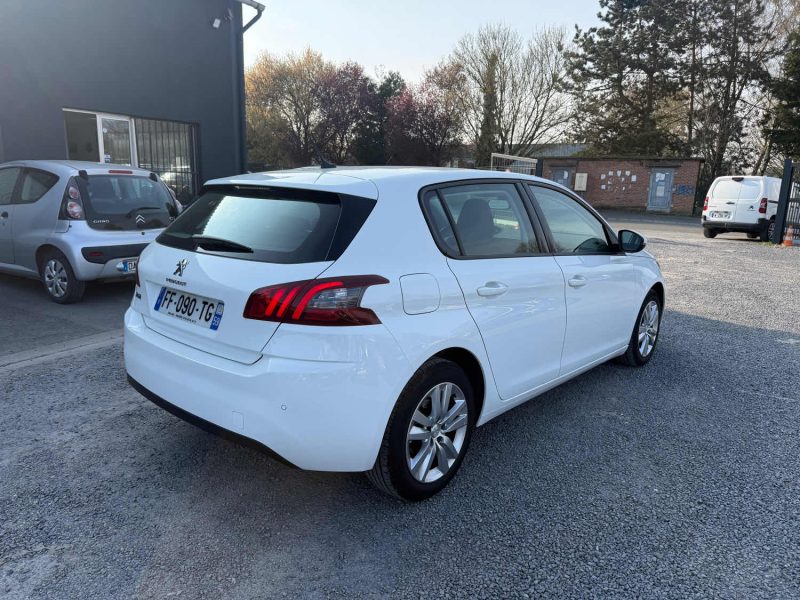 Peugeot 308 1l5 HDI « ÉDITION STYLE »