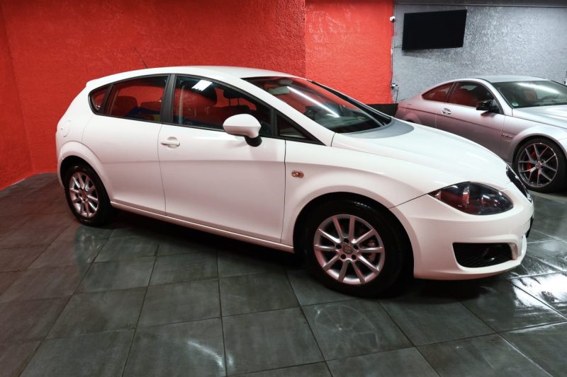 🟢 CarPlay Seat Leon 2.0 TDI Style 140 cv Garantie Ecran Régulateur Gps Bluetooth Waze Netflix 
