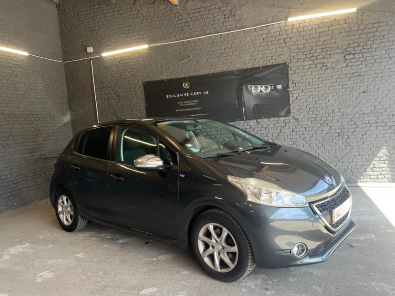 PEUGEOT 208 1.2 ESS ALLURE 5P 