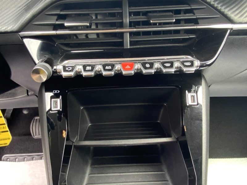 PEUGEOT 208  1.5 BLUEHDI 100 CV ACTIVE 2022 * FAIBLE KILOMÉTRAGE, APPLE CARPLAY + GARANTIE 1 AN