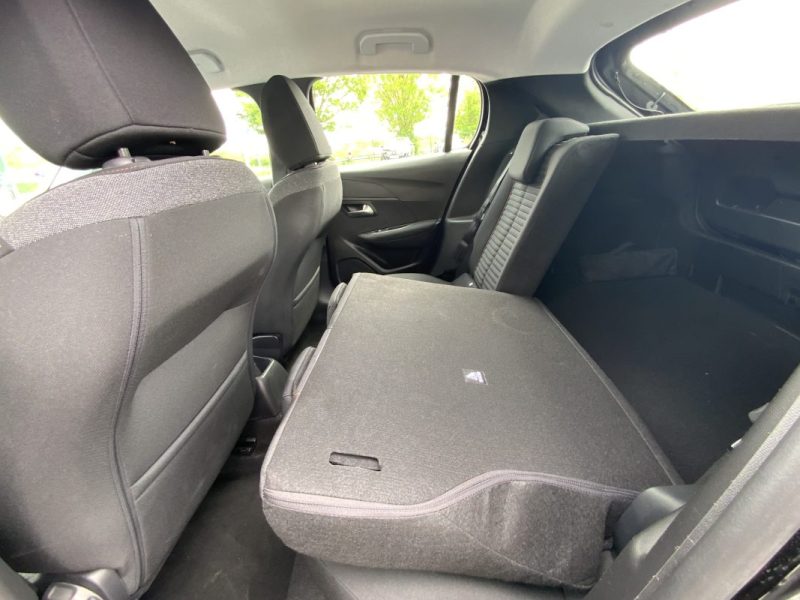 PEUGEOT 208  1.5 BLUEHDI 100 CV ACTIVE 2022 * FAIBLE KILOMÉTRAGE, APPLE CARPLAY + GARANTIE 1 AN
