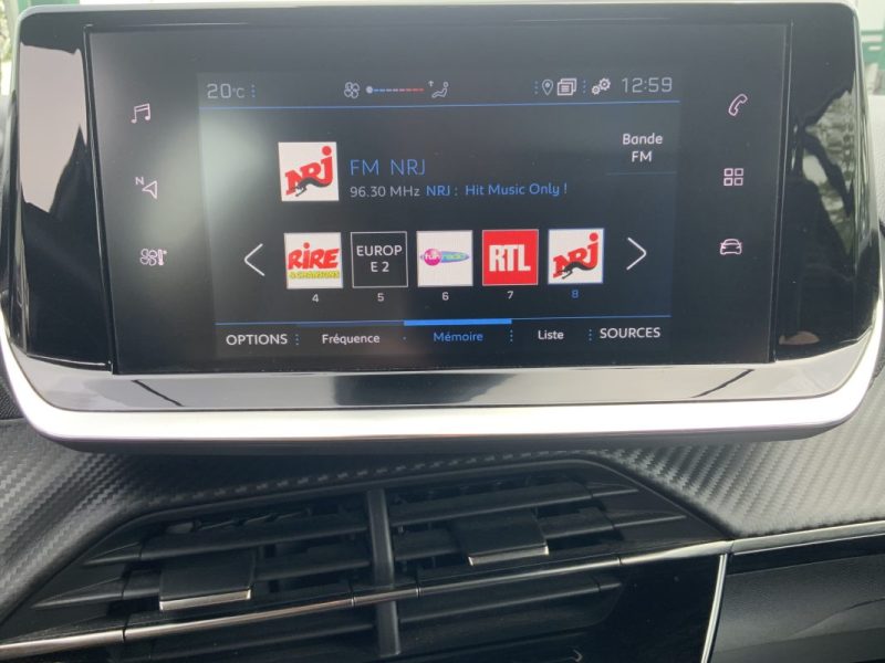 PEUGEOT 208  1.5 BLUEHDI 100 CV ACTIVE 2022 * FAIBLE KILOMÉTRAGE, APPLE CARPLAY + GARANTIE 1 AN