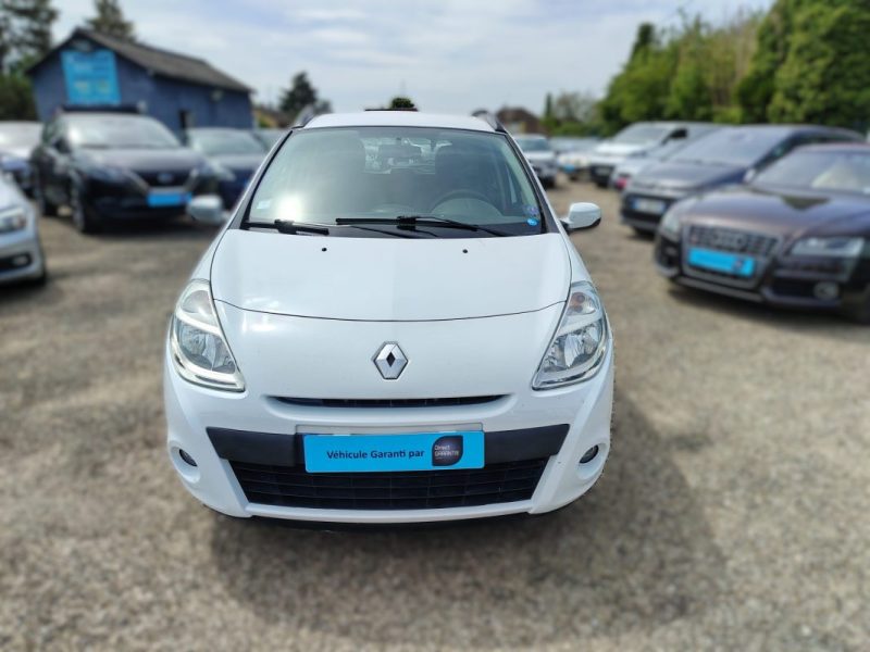 RENAULT  CLIO III ESTATE EXPRESSION CLIM 1.2 16V 75CH  