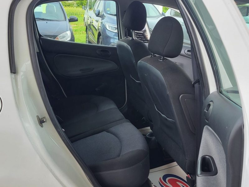 PEUGEOT 206 PLUS + 1.4 75 TRENDY 2011