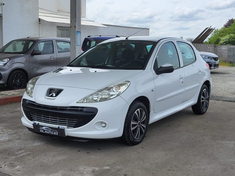 PEUGEOT 206 PLUS + 1.4 75 TRENDY 2011