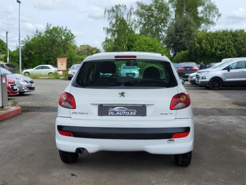 PEUGEOT 206 PLUS + 1.4 75 TRENDY 2011