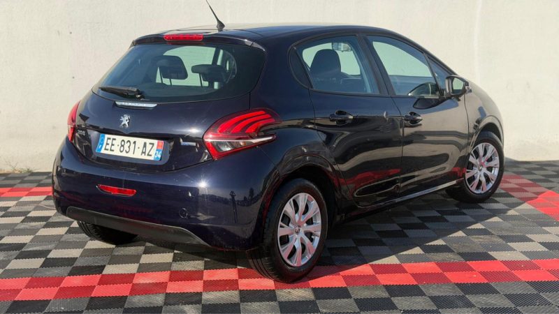 PEUGEOT 208 1.2 E THP  82CH STYLE  5P !!!!!  75 000 KM !!!