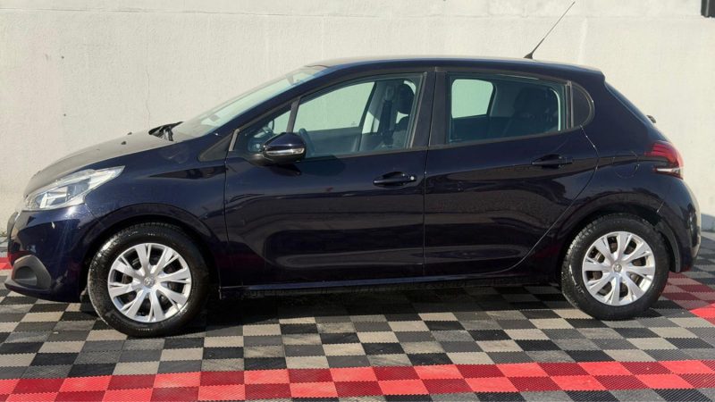 PEUGEOT 208 1.2 E THP  82CH STYLE  5P !!!!!  75 000 KM !!!