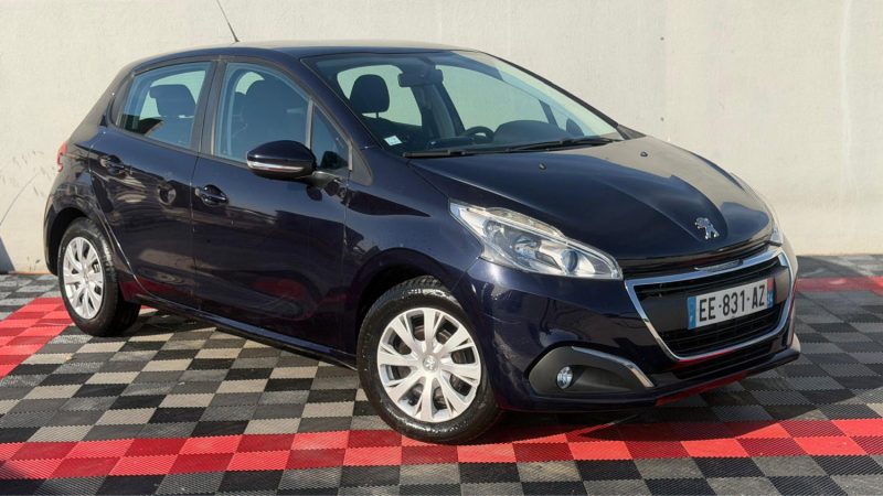 PEUGEOT 208 1.2 E THP  82CH STYLE  5P !!!!!  75 000 KM !!!