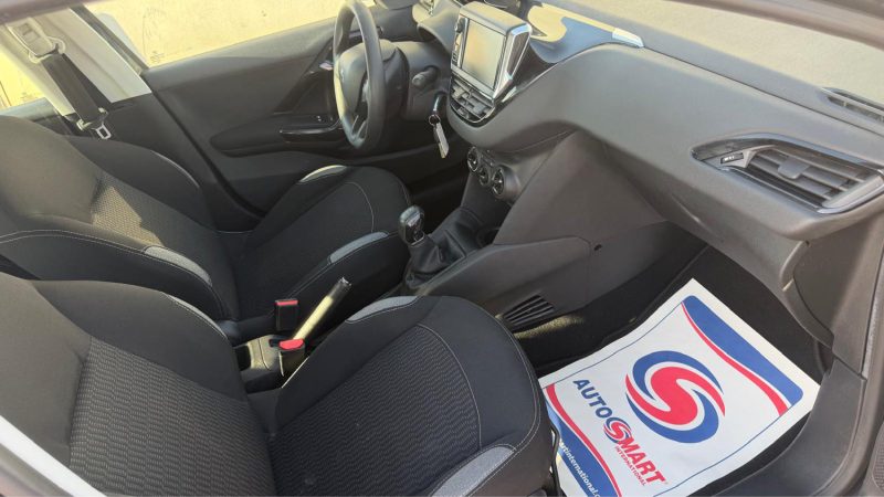 PEUGEOT 208 1.2 E THP  82CH STYLE  5P !!!!!  75 000 KM !!!