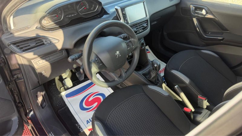 PEUGEOT 208 1.2 E THP  82CH STYLE  5P !!!!!  75 000 KM !!!