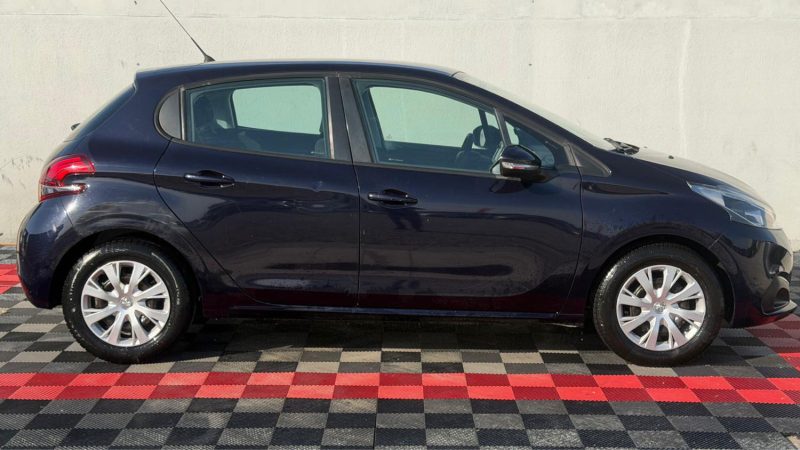 PEUGEOT 208 1.2 E THP  82CH STYLE  5P !!!!!  75 000 KM !!!