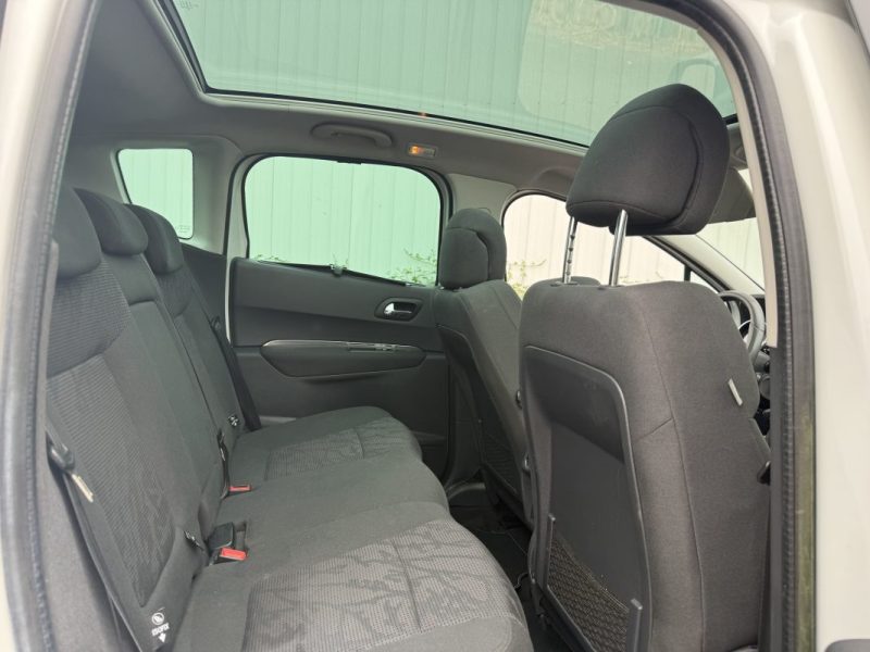 PEUGEOT 3008 1.6 HDI 115 FAP 2013