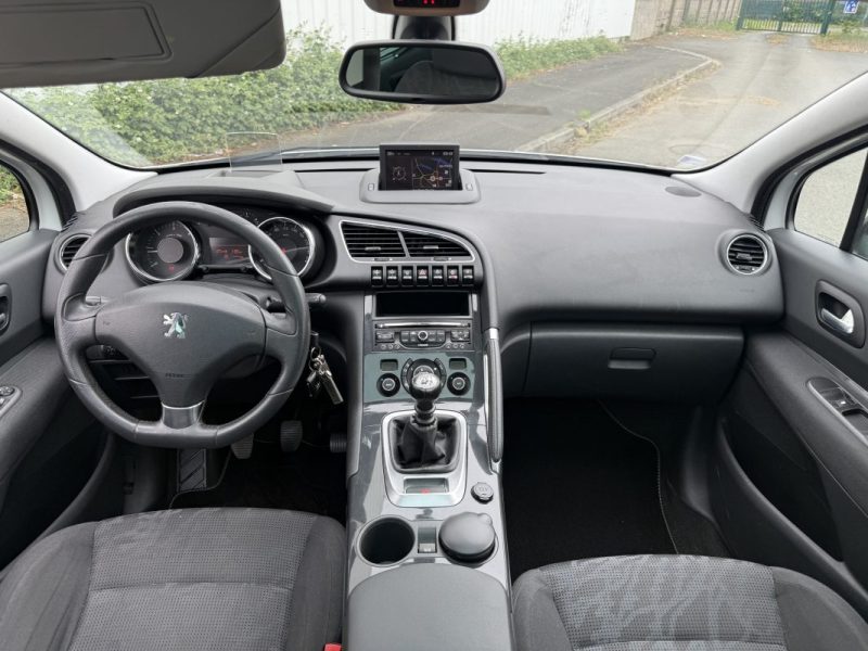PEUGEOT 3008 1.6 HDI 115 FAP 2013